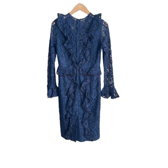Alexis Mariette Dress in Navy Lace - Picture 3 of 16